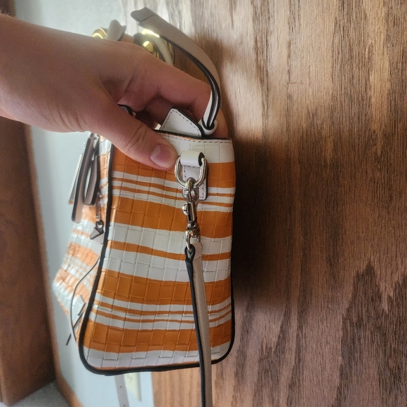 Coach Handbag/Crossbody - Picture 5 of 15